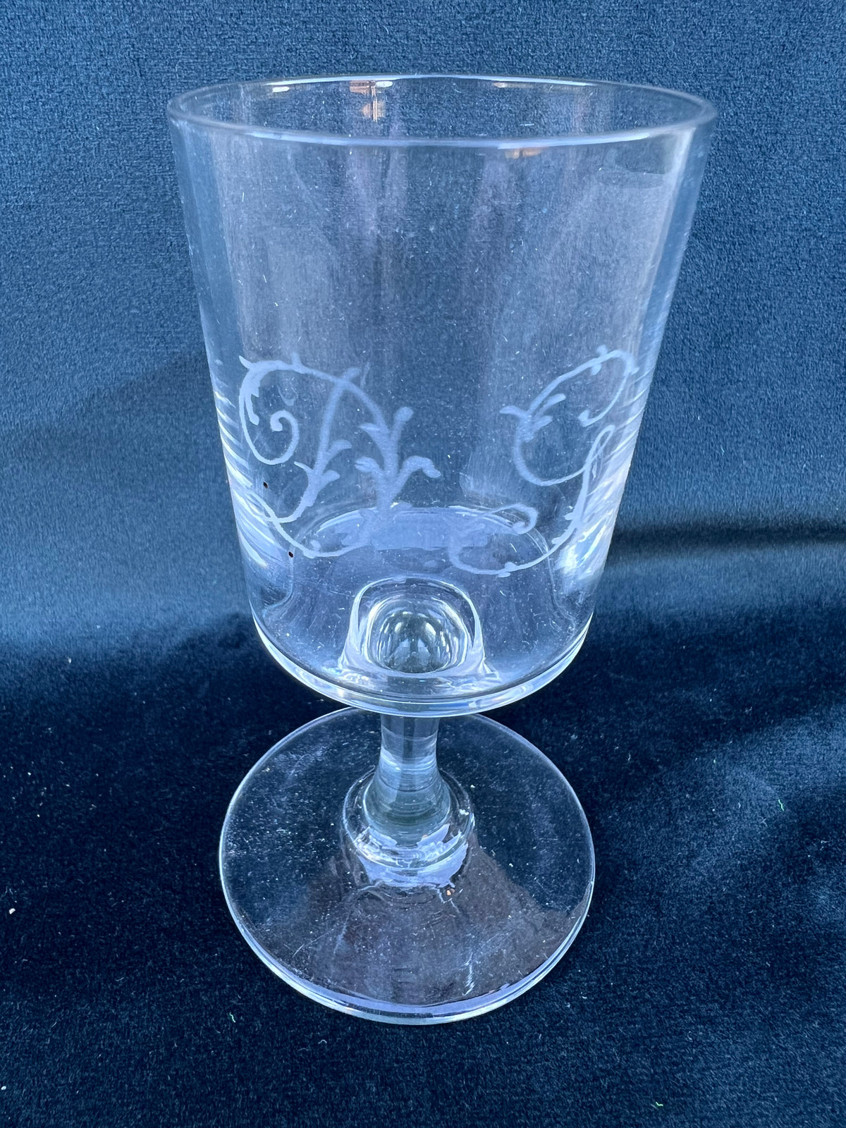 initial glasses