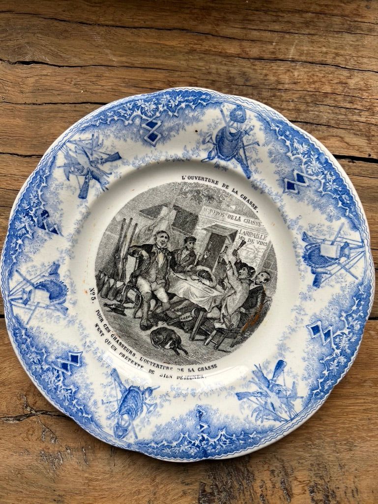 French hunting scene dessert plates 💙🍰