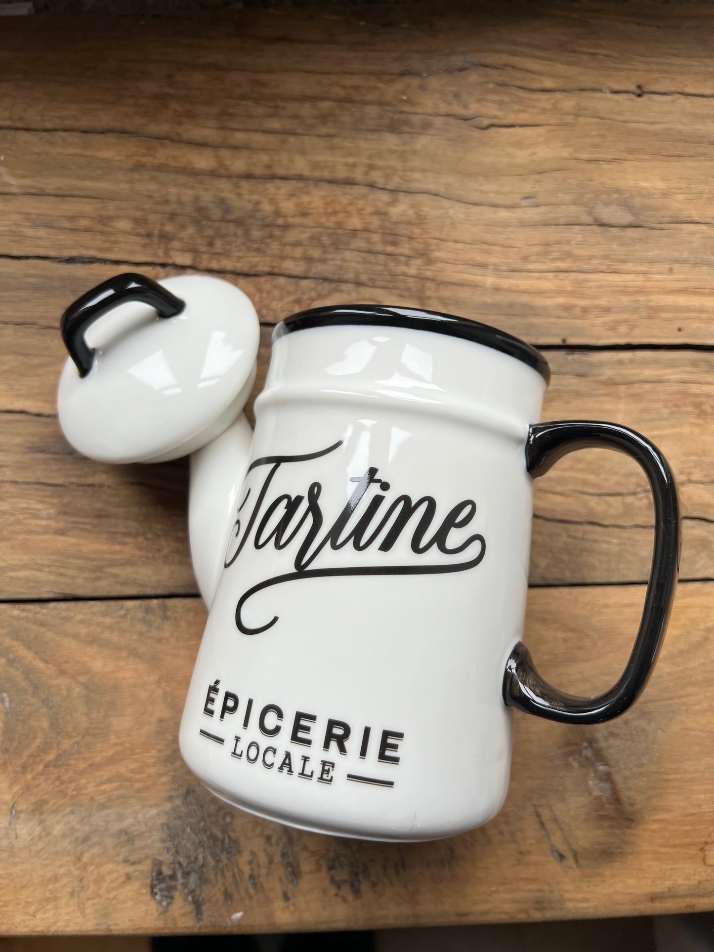 tartine teapot 🖤🫖🖤