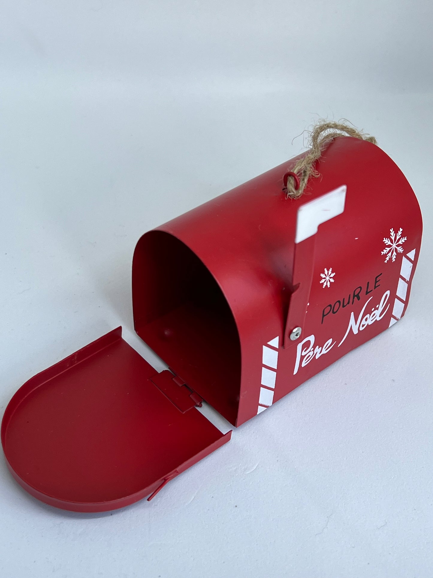 mailbox ornament 🎄