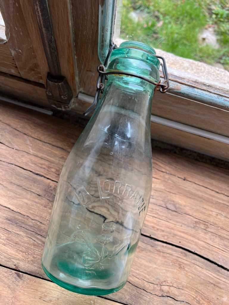 La Lorraine green glass bottle 💚