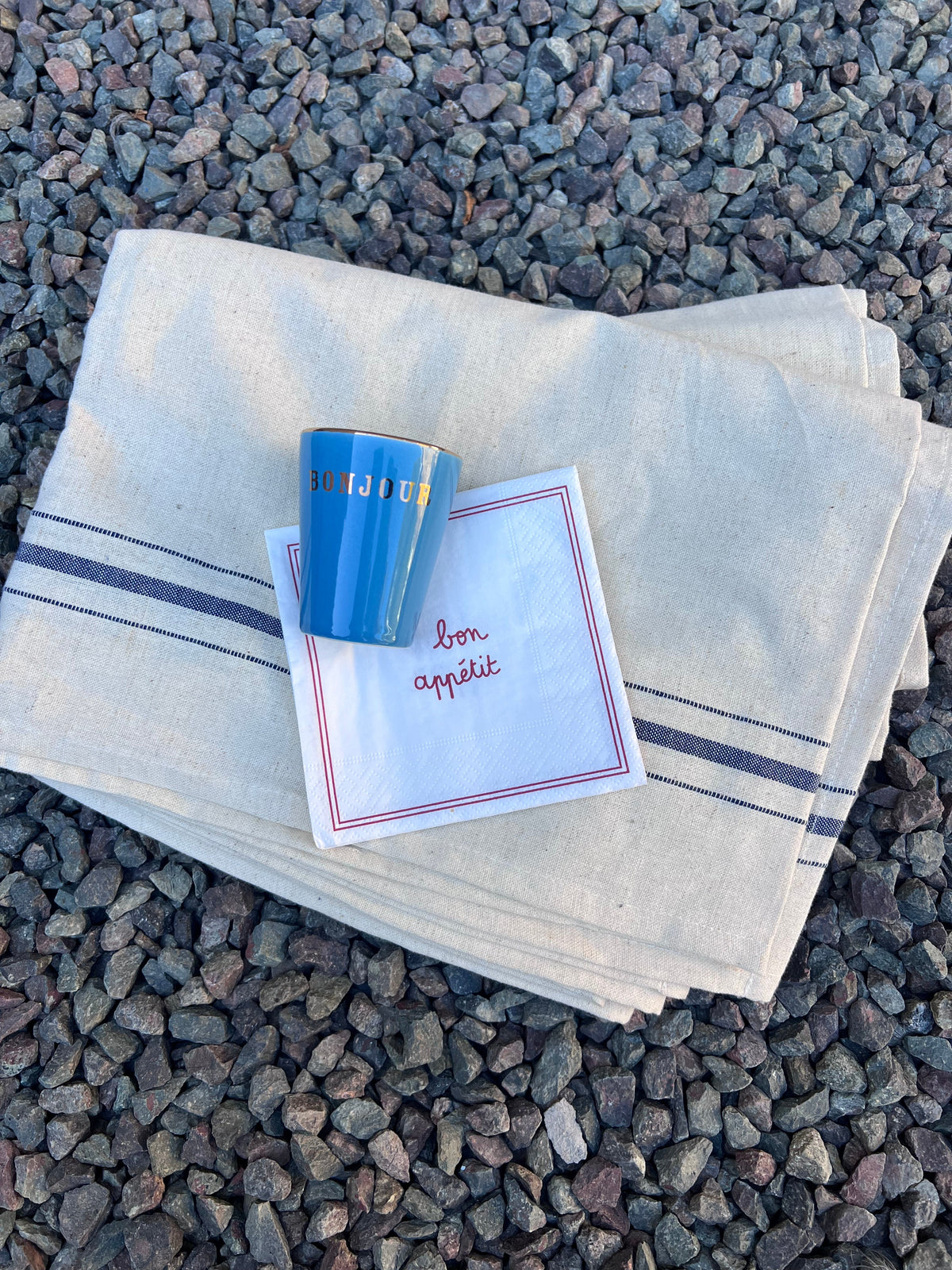 red bon appetit napkins