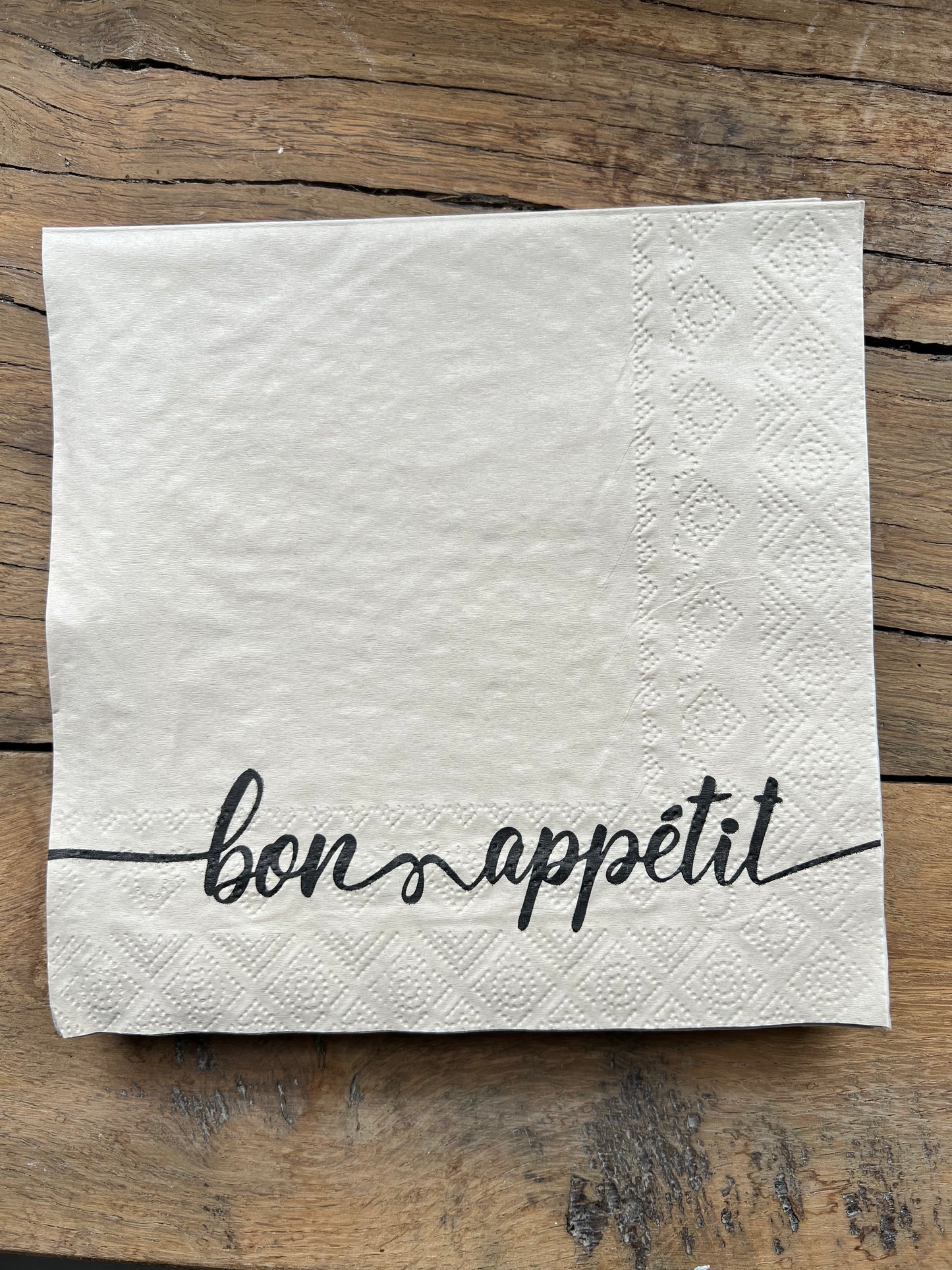 bon appétit cream or black paper napkins 🥐🥂